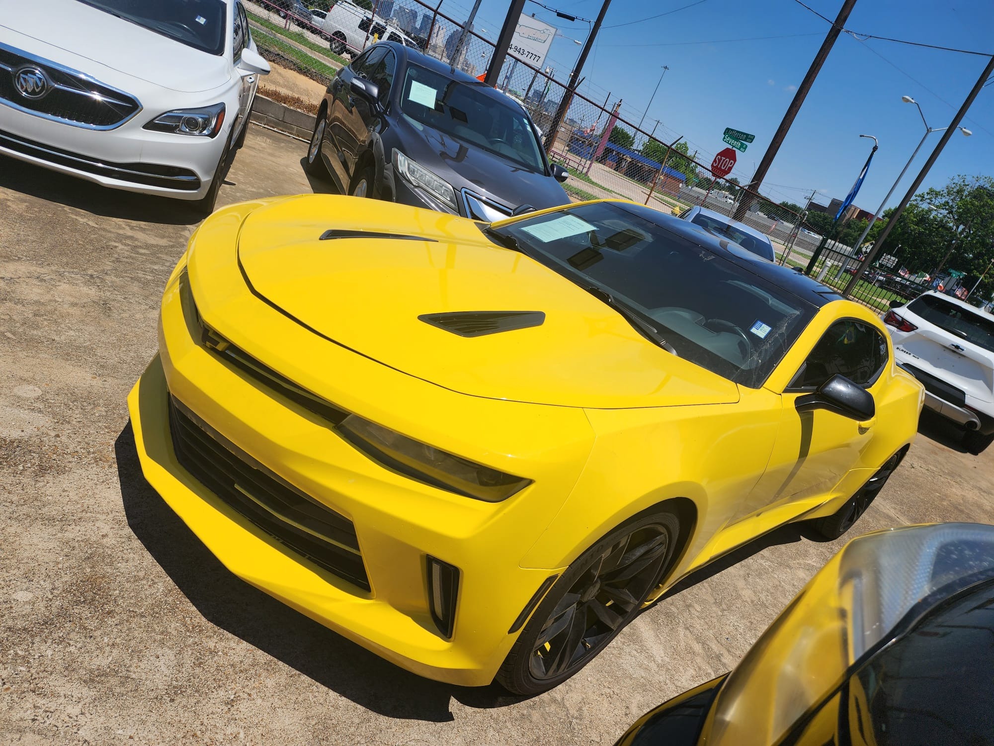 photo of 2018 Chevrolet Camaro 1LT Coupe